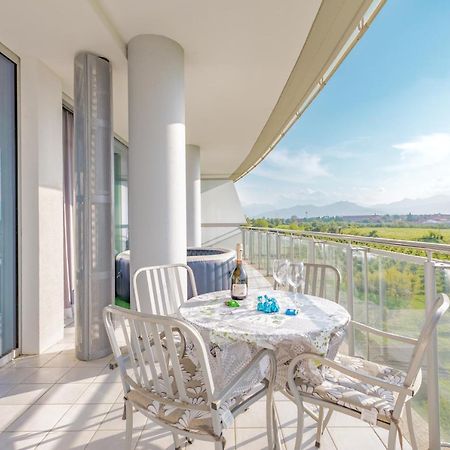 Glass House Κούνεο Εξωτερικό φωτογραφία
